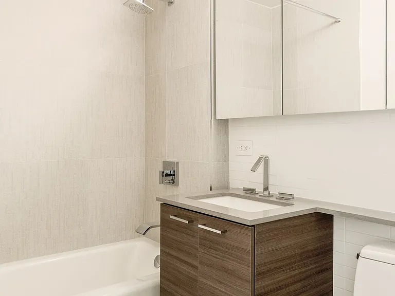 240 E 86th St #12L — Photo 6