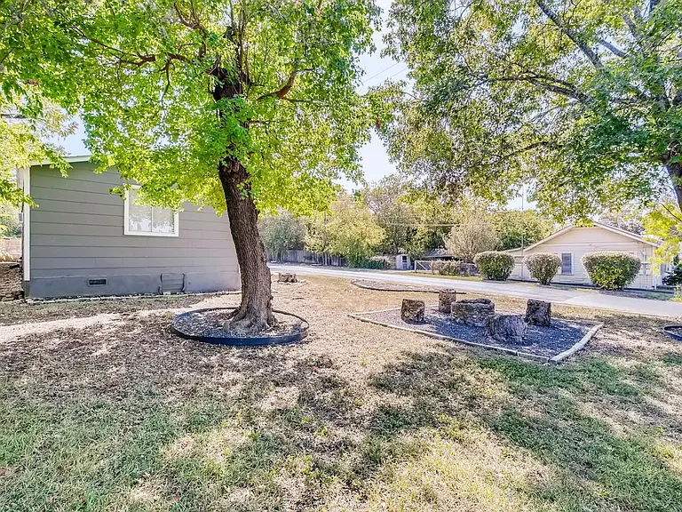 400 Eleanor Ave — Photo 21