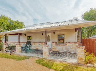 411 S Prairie St, Pilot Point, TX 76258