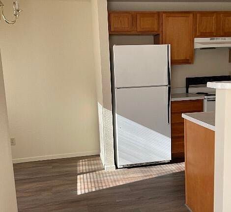 3rd image of 4003 Village Dr