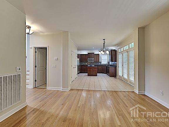 4th image of 119 Kearney Ct