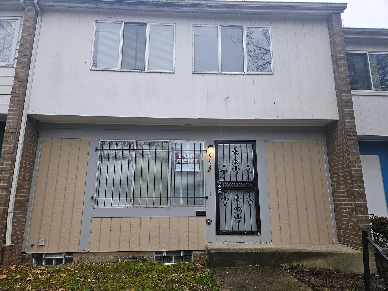 4 bed, 1.5 bath, 2128 sqft, $1,400 — Photo 1