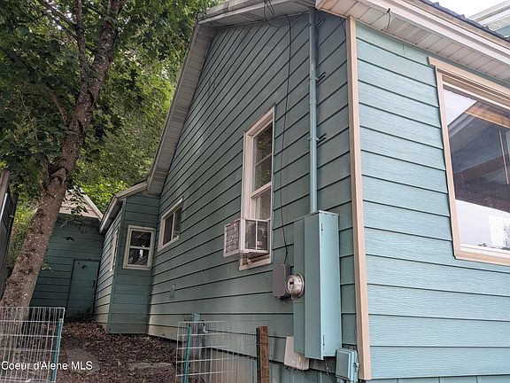 3rd image of 611 W Park Ave