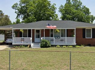 1115 Poplar Dr, Fayetteville, NC 28304