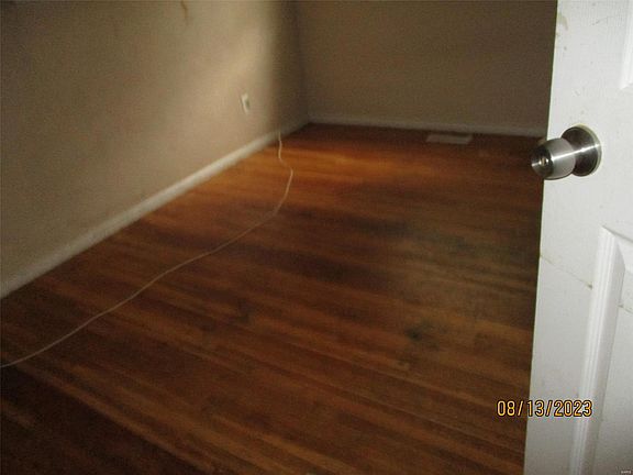 4th image of 12030 Lavida Ave
