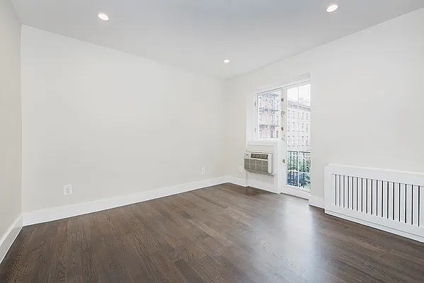 Rented by Bold New York | media 16