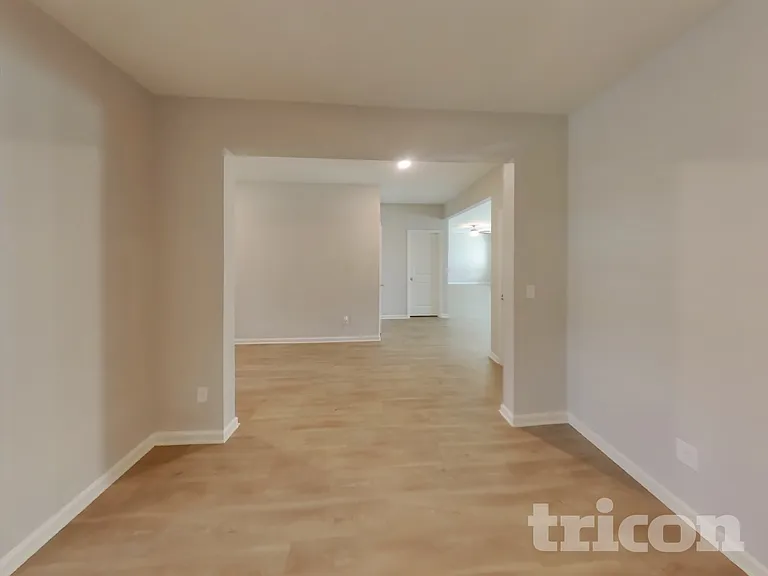 653 Gleaner Way — Photo 3