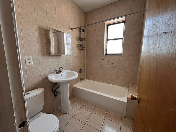 4th image of 210-212 Central Ave #5HE