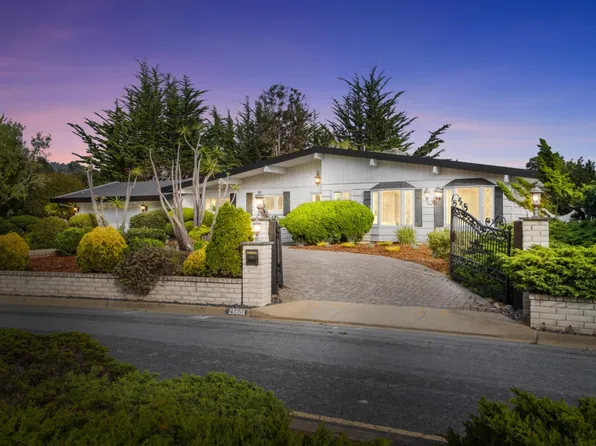 25601 Carmel Knolls Dr, Carmel, CA 93923