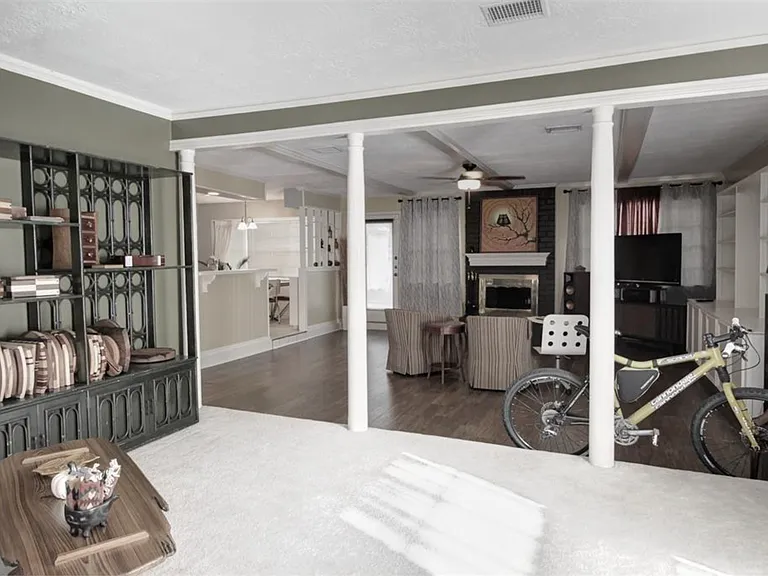 5938 Foresthaven Dr — Photo 7