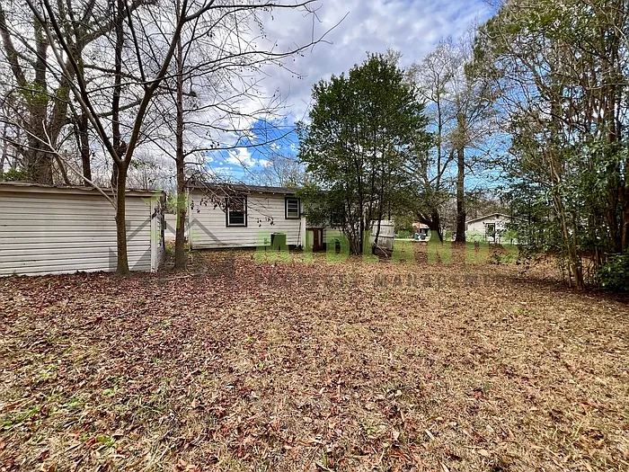 135 Rivelon Rd — Photo 3