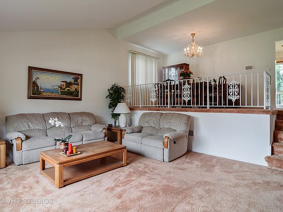 5th image of 414 Cypress Ct