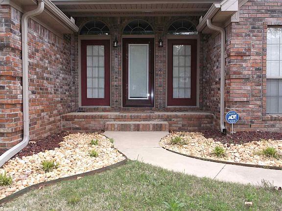 2nd image of 1608 Foxwood Dr