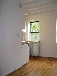 Rented by Tower Brokerage