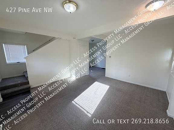 3rd image of 427 Pine Ave NW