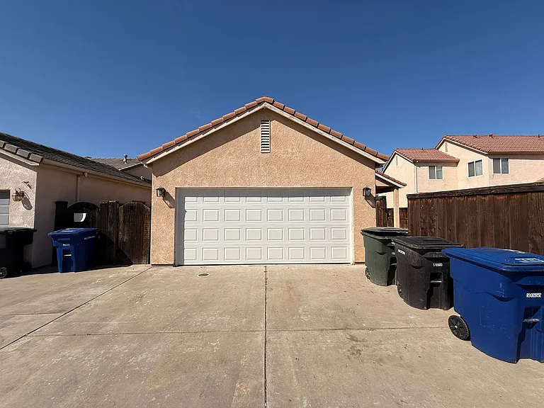 1836 Encina Ave — Photo 48