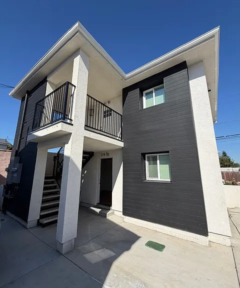 121 W Century Blvd — Photo 14