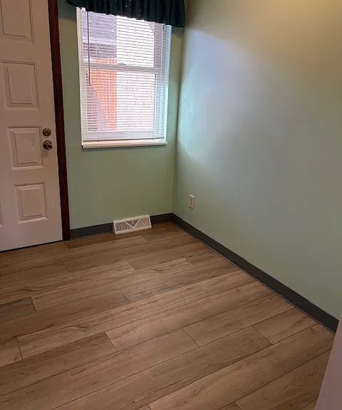 Eating area in kitchen