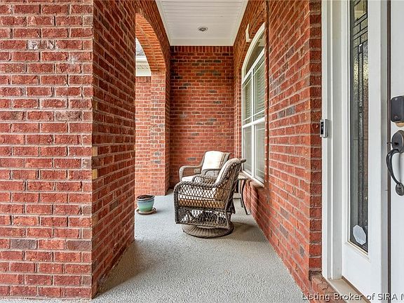 5th image of 1035 Caiman Court