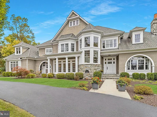 10021 Counselman Rd, Potomac, MD 20854