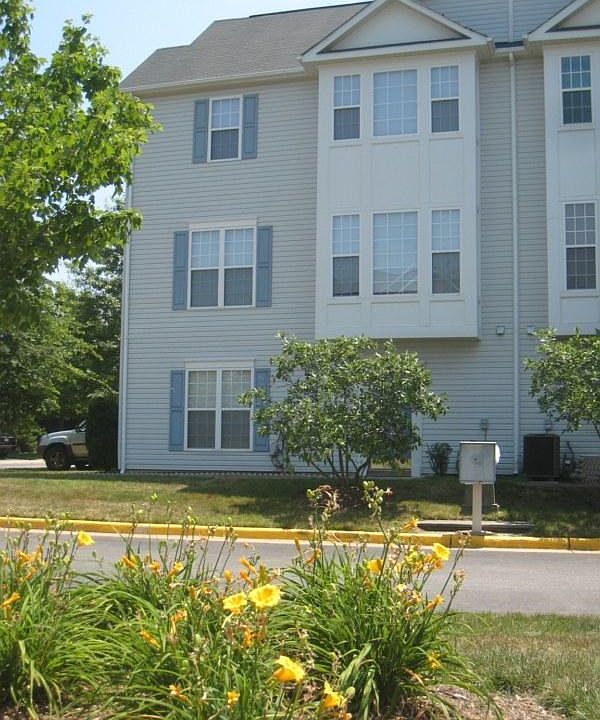 1st image of 2567 Logan Wood Dr