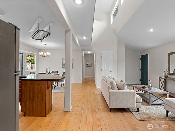 4th image of 1516 Rex Road