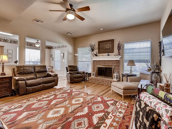 4th image of 194 Tapwood Ln