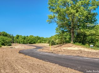 2850 Terra Nova Dr SE, Ada, MI 49301