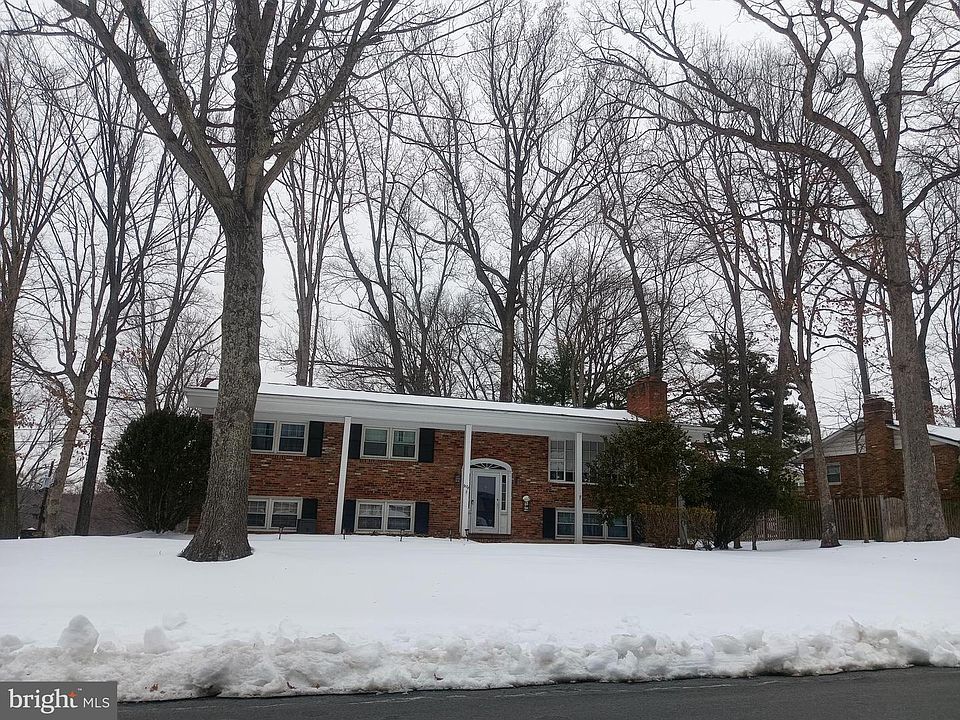 2nd image of 9128 Glenbrook Rd