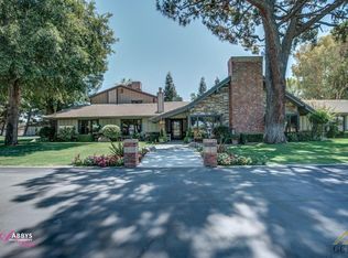 16833 Clover Ct, Bakersfield, CA 93314