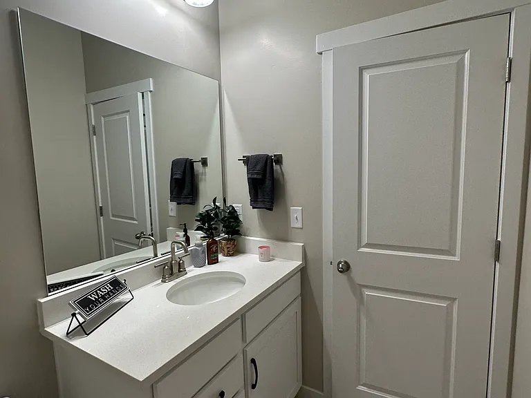 4035 W Harper Ln — Photo 78