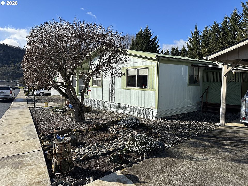 1st image of 68 NE Danita Ln