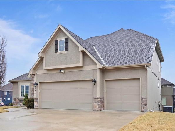 4517 N Sienna Rdg, Riverside, MO 64150