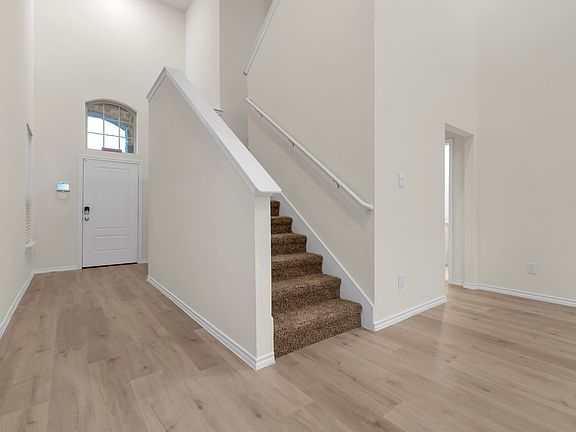3rd image of 1171 Norias Dr