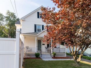 15 Saint Lawrence St, Manchester, CT 06040