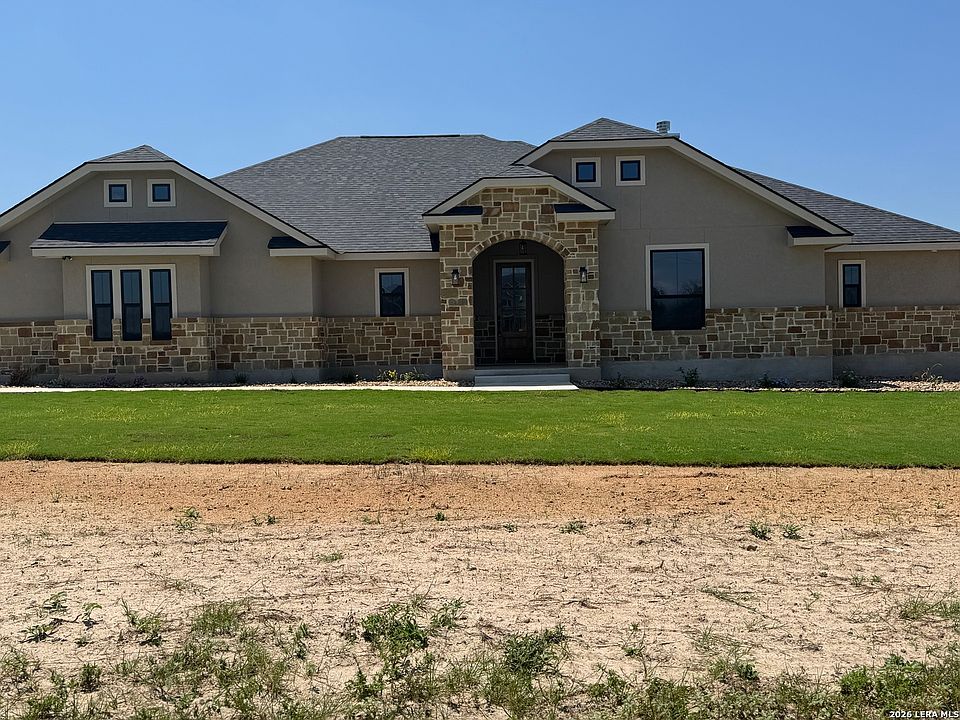 1st image of 116 Hondo Ridge Dr
