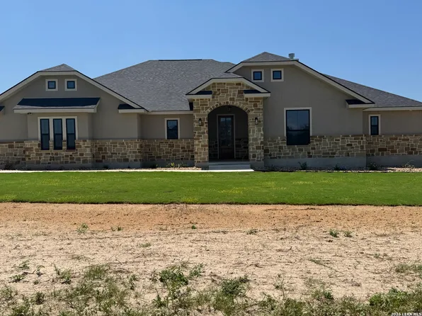 116 Hondo Ridge Dr, La Vernia, TX 78121