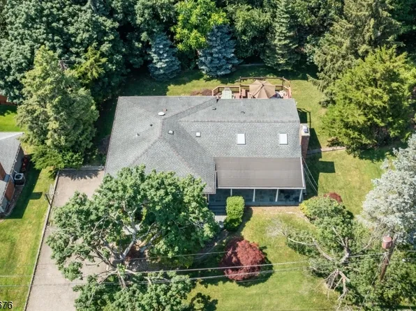 13 Oxford Dr, Livingston Twp., NJ 07039