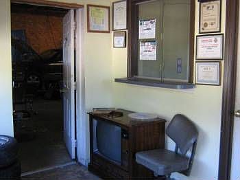 3rd image of 306 Cattail Dr
