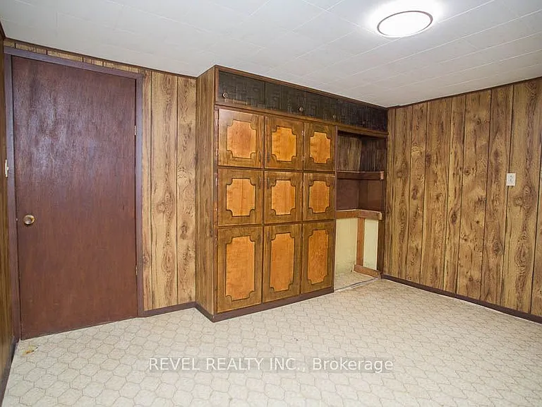 104 Hillside Ave — Photo 29