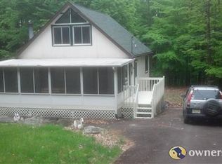 74 Tiffany Rd, Hawley, PA 18428