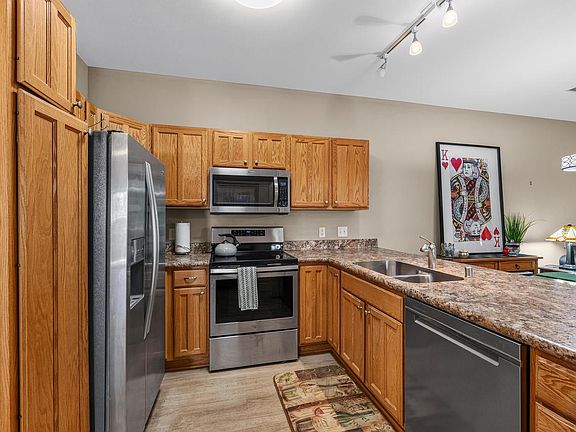 3rd image of 2105 Pine Ridge COURT #G