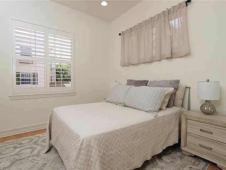 2868 Tiburon Blvd E #102 — Photo 17