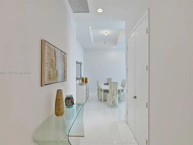 16001 Collins Ave #4305 — Photo 5