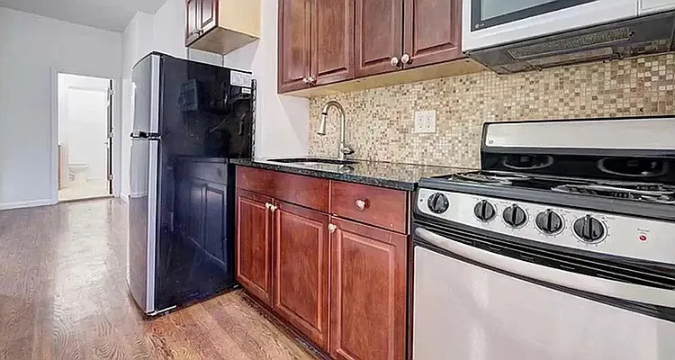 Rented by REAL New York | media 5