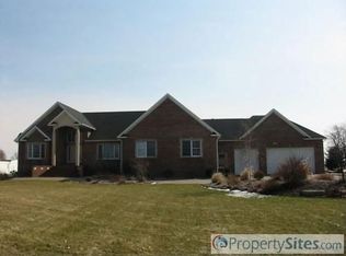 1402 14th Ave #A, Orion, IL 61273