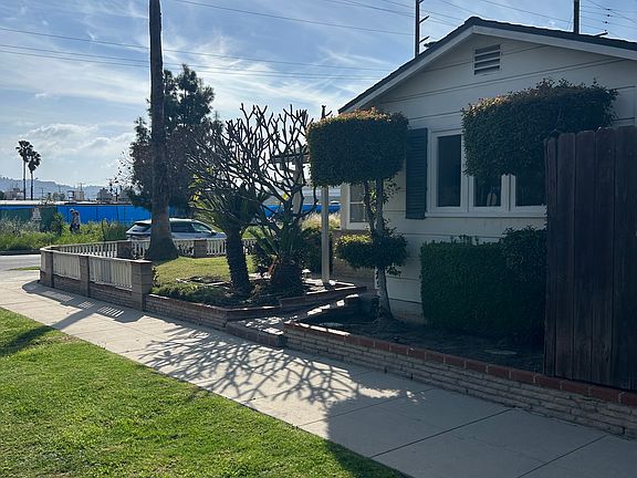 4th image of 5403 Strohm Ave