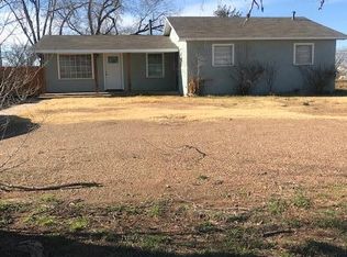 2507 Quincy St, Plainview, TX 79072