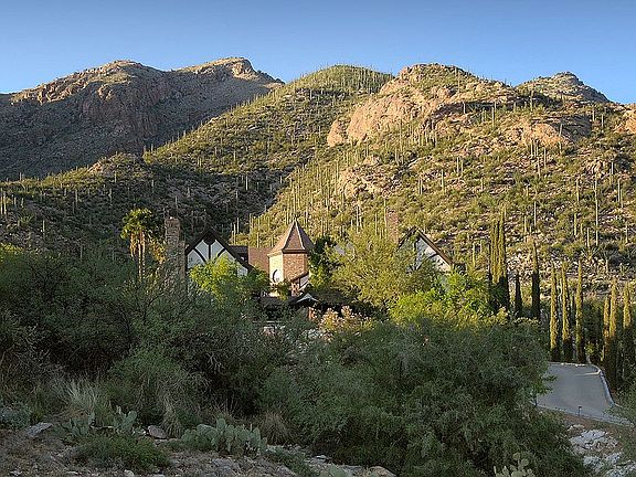 Majestic setting