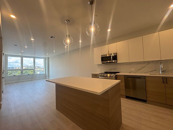 2nd image of 24 Brooks St #416